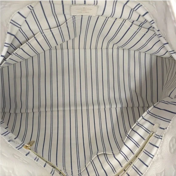 Louis Vuitton Artsy - Picture 5 of 17